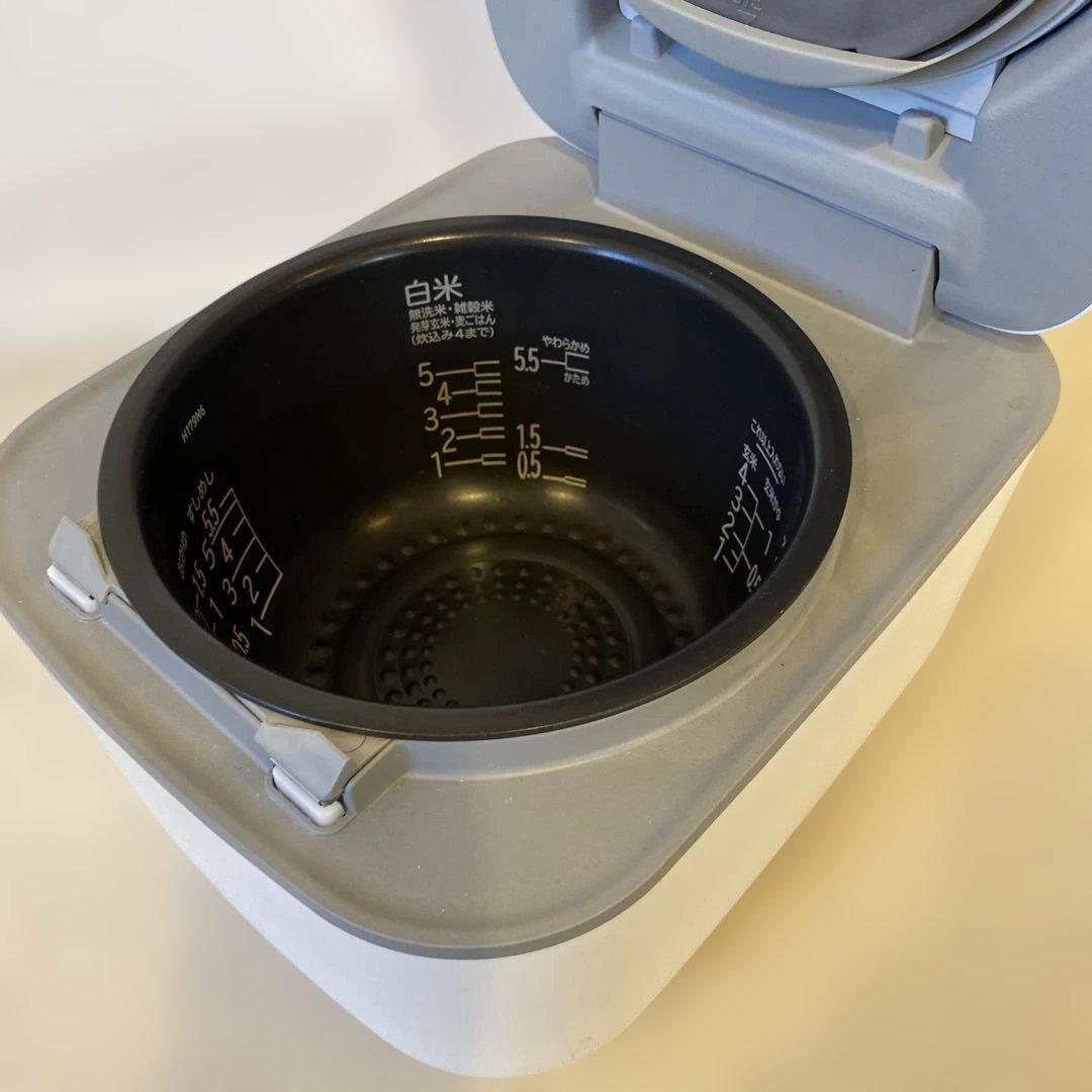 沸騰鉄釜 ふっくら御膳 RZ-V100GM(W)　フロストホワイト　2020年製