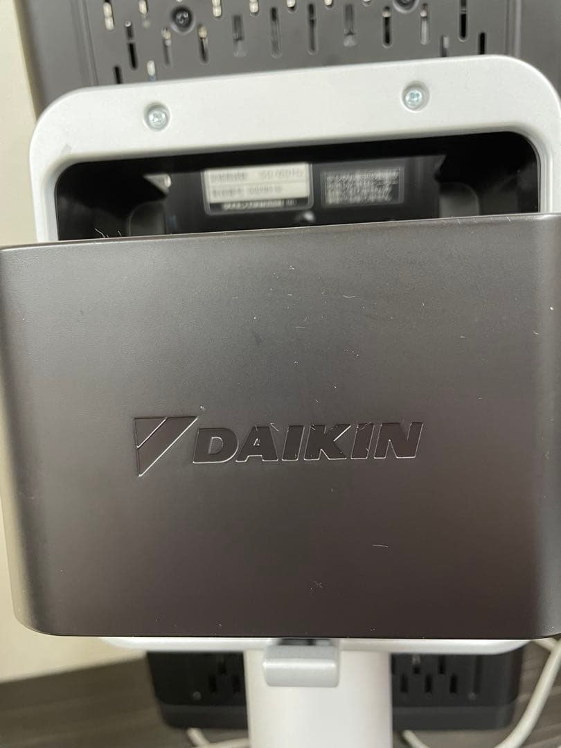 ダイキン DAIKIN セラムヒート ERFT11ZS-T 暖房機　2022年製