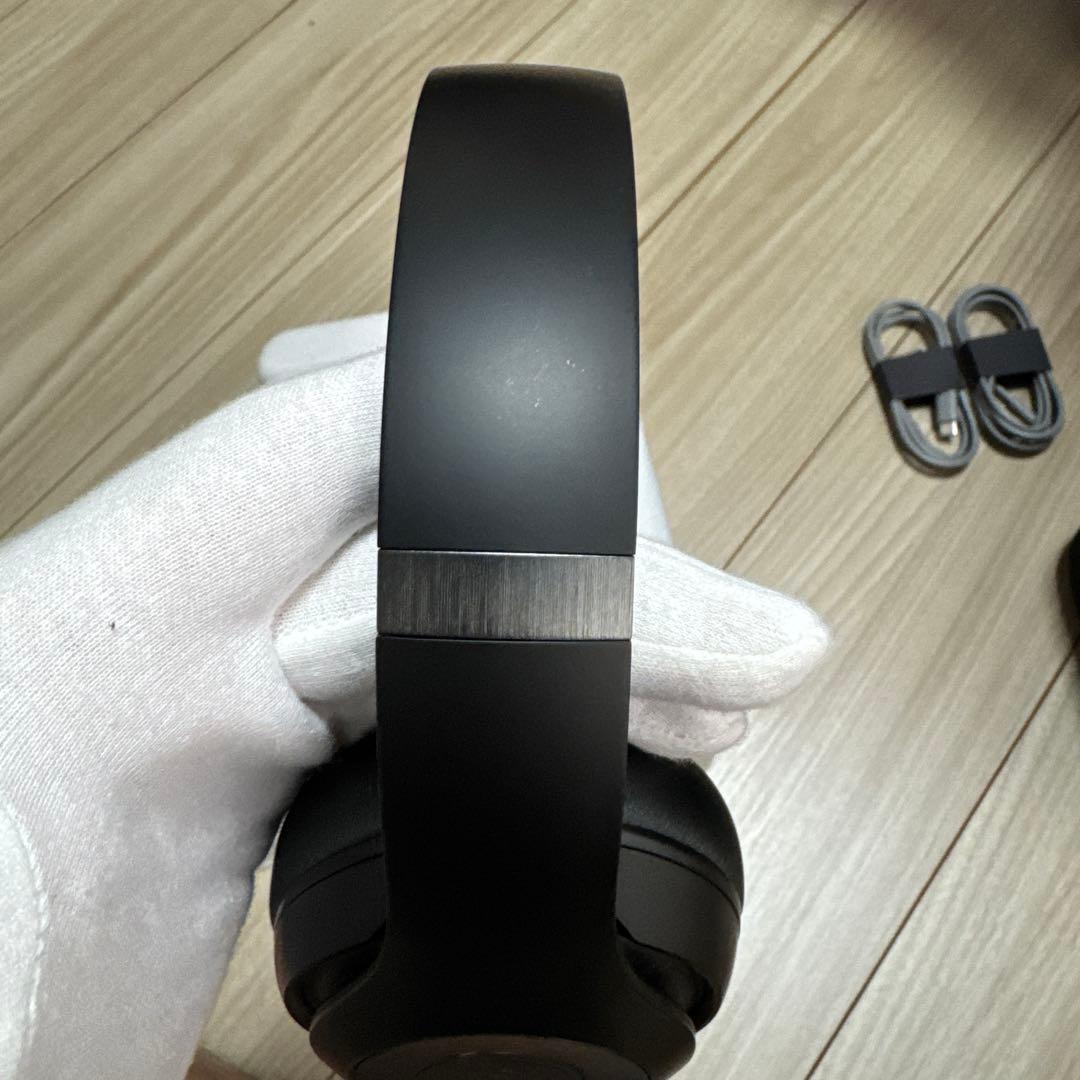 Beats Studio Pro ブラック