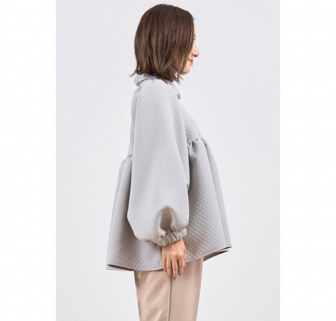 【期間限定出品】yori キルトライクボリュームブラウス