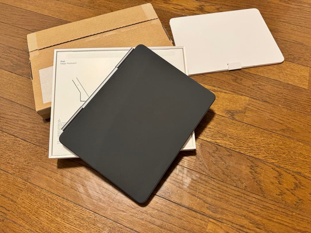 13インチ M3 iPadAirマジックキーボード Black