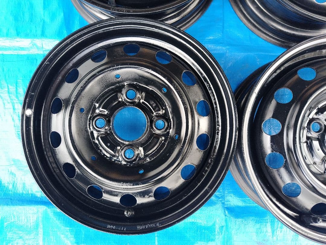 155/70R13【2/2】スタッドレスタイヤ、スチールホイール付、2本分割