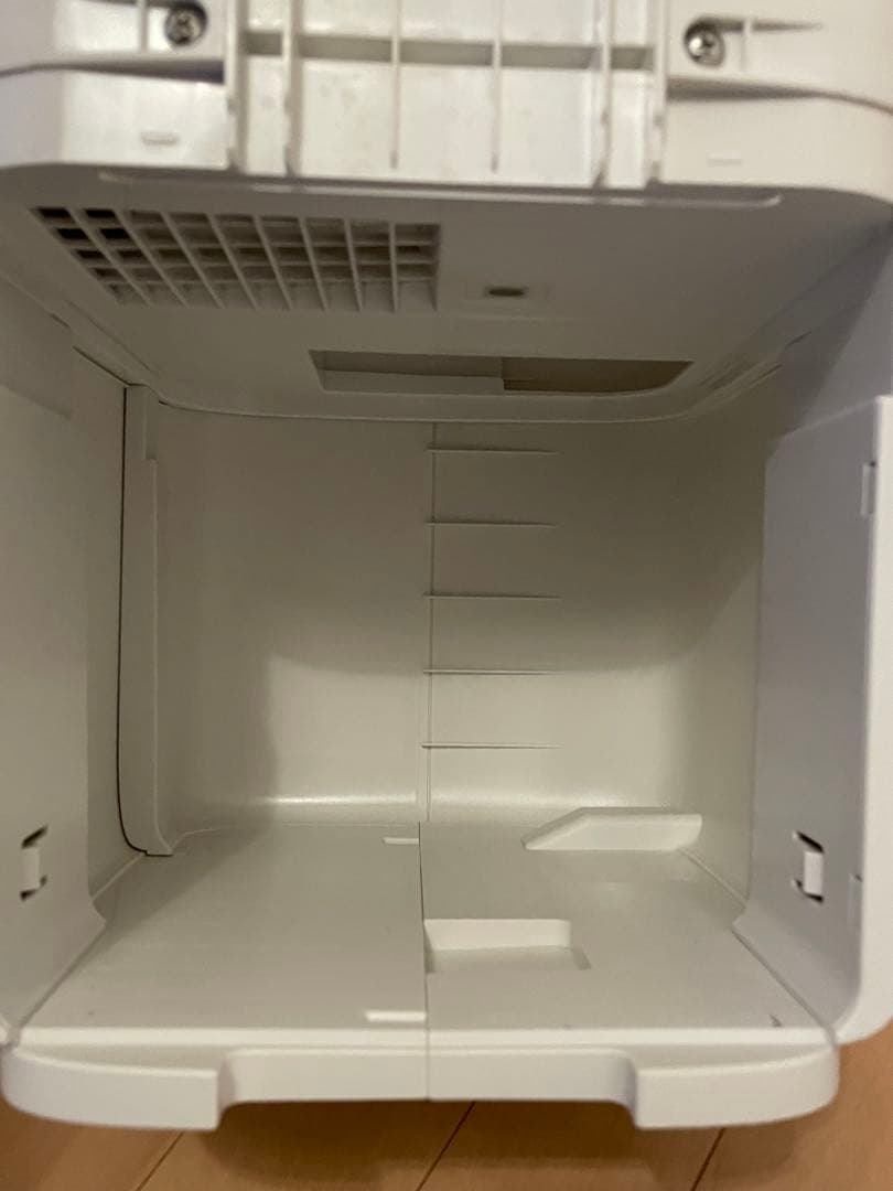 REINA様　新品【純正フィルター】付き！ SHARP HV-P75-W