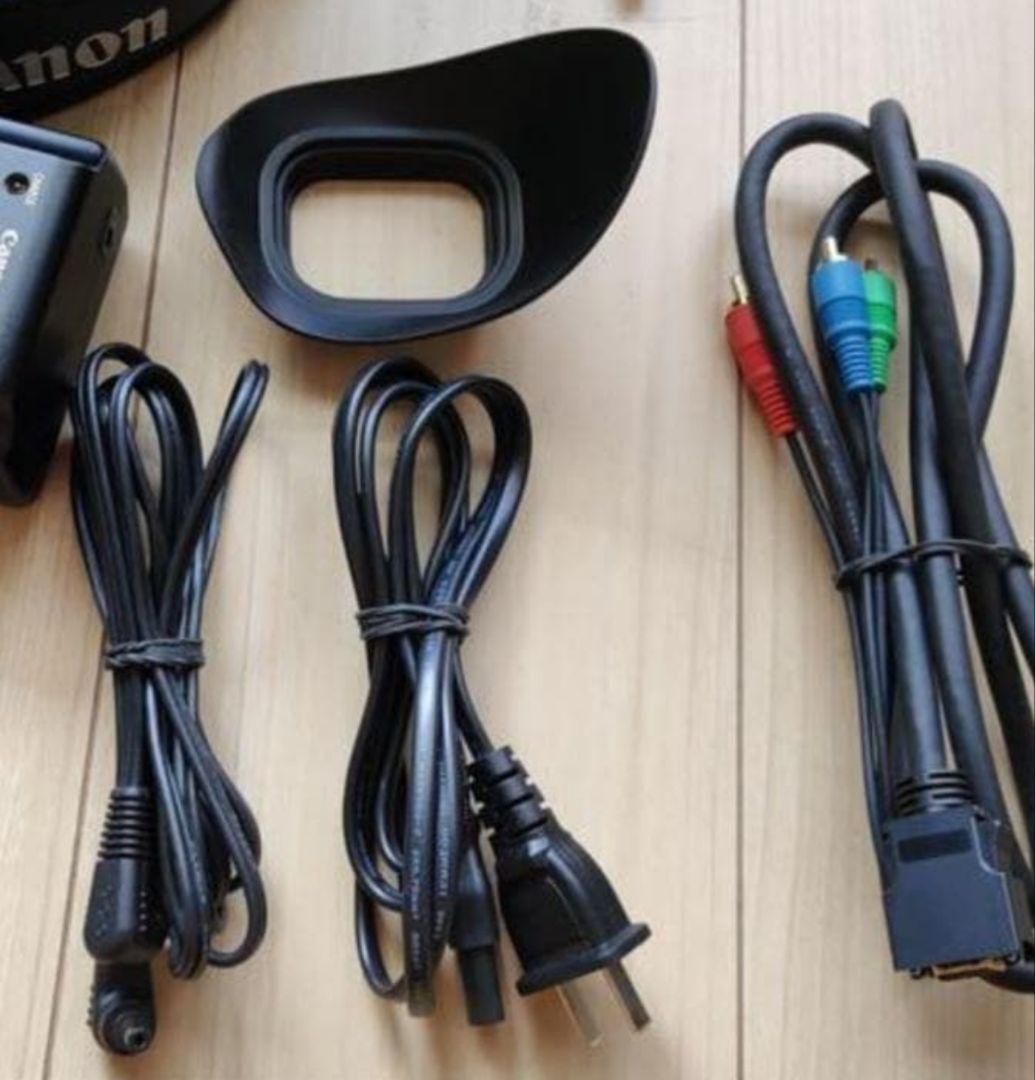 Canon XF300 ビデオカメラ(海外版・日本語切替可）