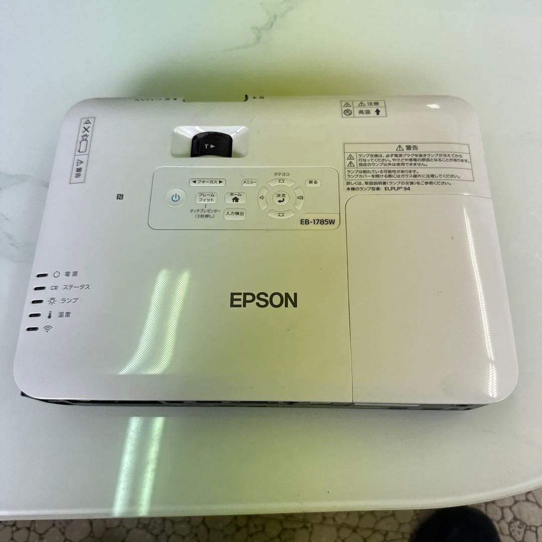 エプソン プロジェクター eb-1785w ジャンク品