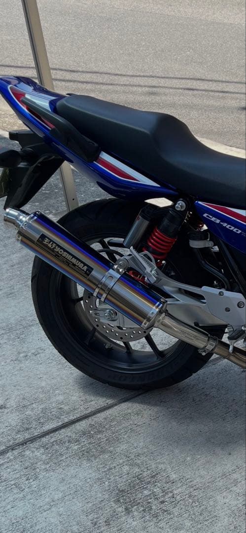 ヨシムラスリップオンマフラーサイクロン