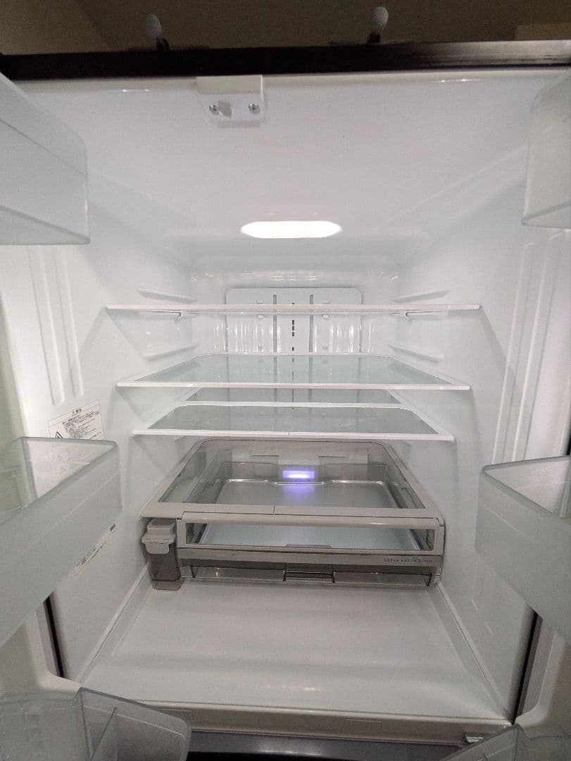 【送料込】TOSHIBA GR-M600FW(X) 大型冷蔵庫601L