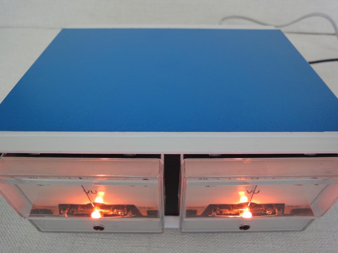 自作ステレオVUメーター191号機（TEACピーク表示付）