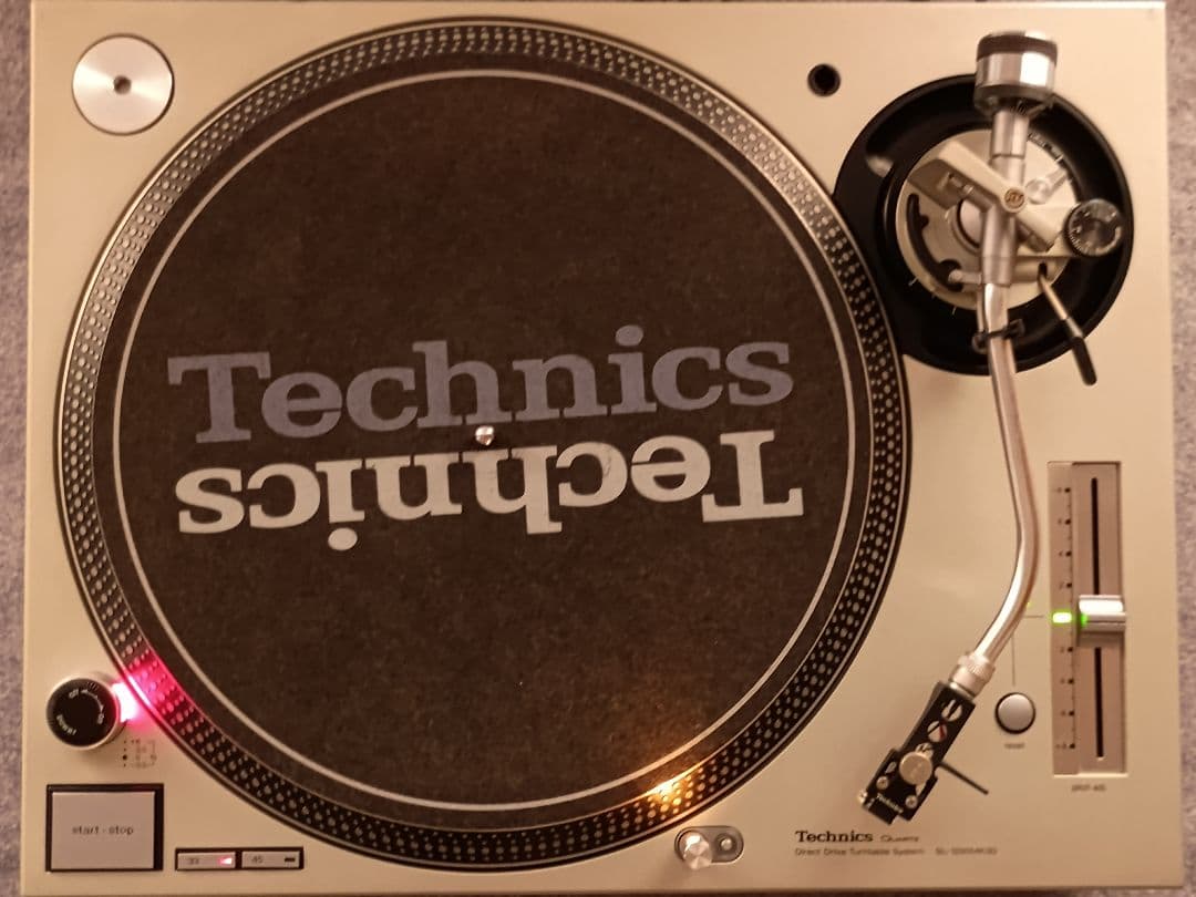 Technics SL-1200MK3D ターンテーブル シルバー カバー付き