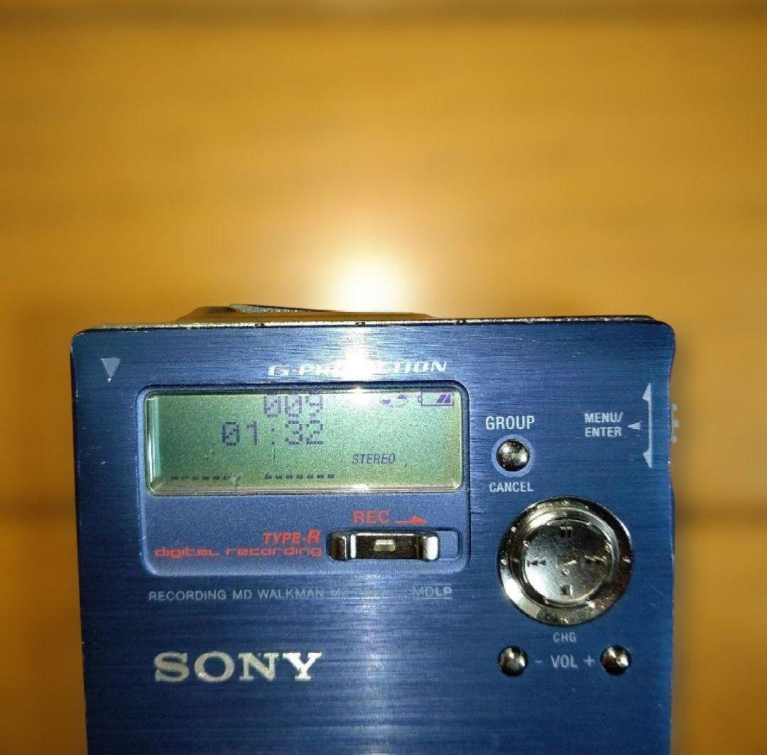 SONY ポータブルMDレコーディングウォークマン MD-R909