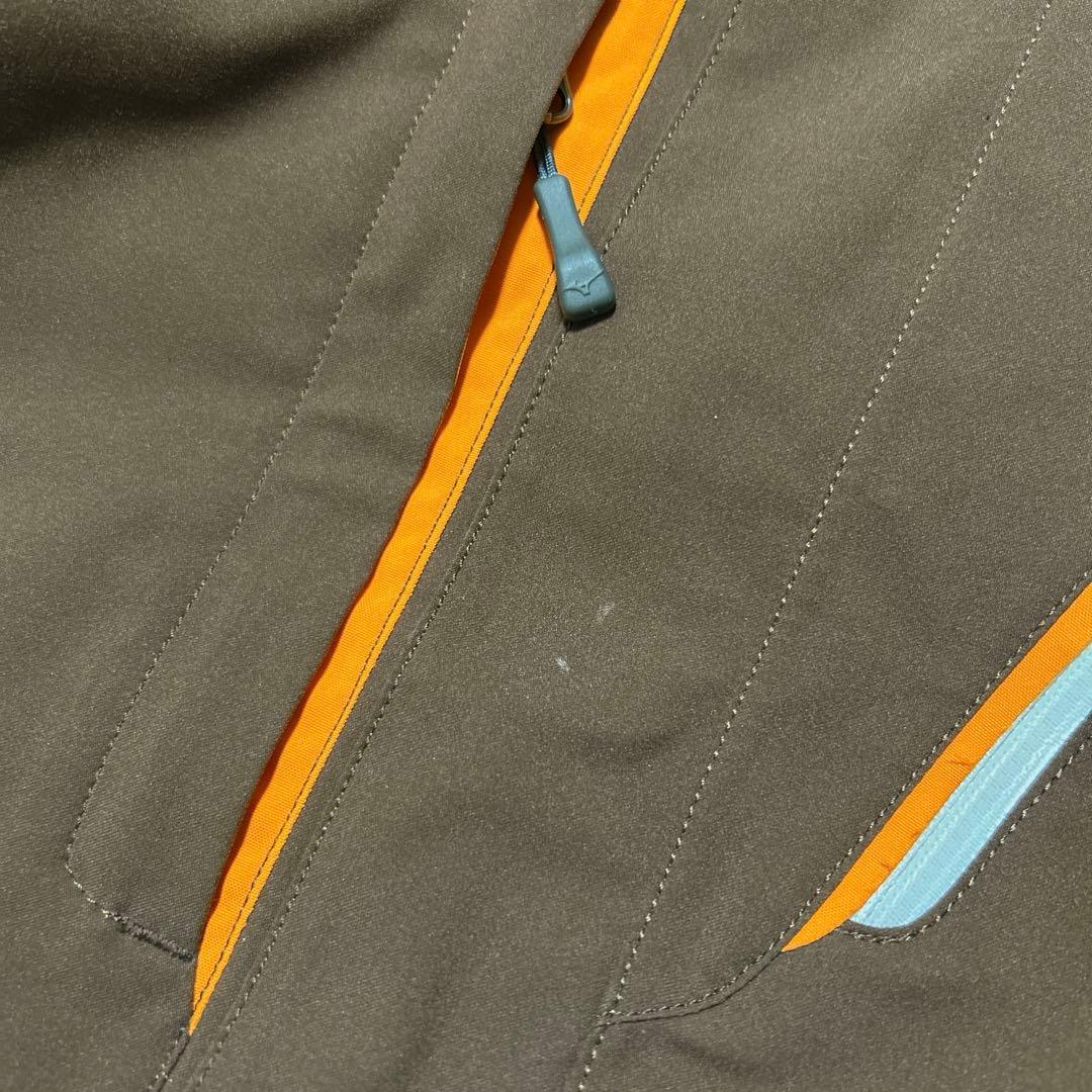 未使用級　Mizuno スキー スノボー ウェア 超多機能 パーカー