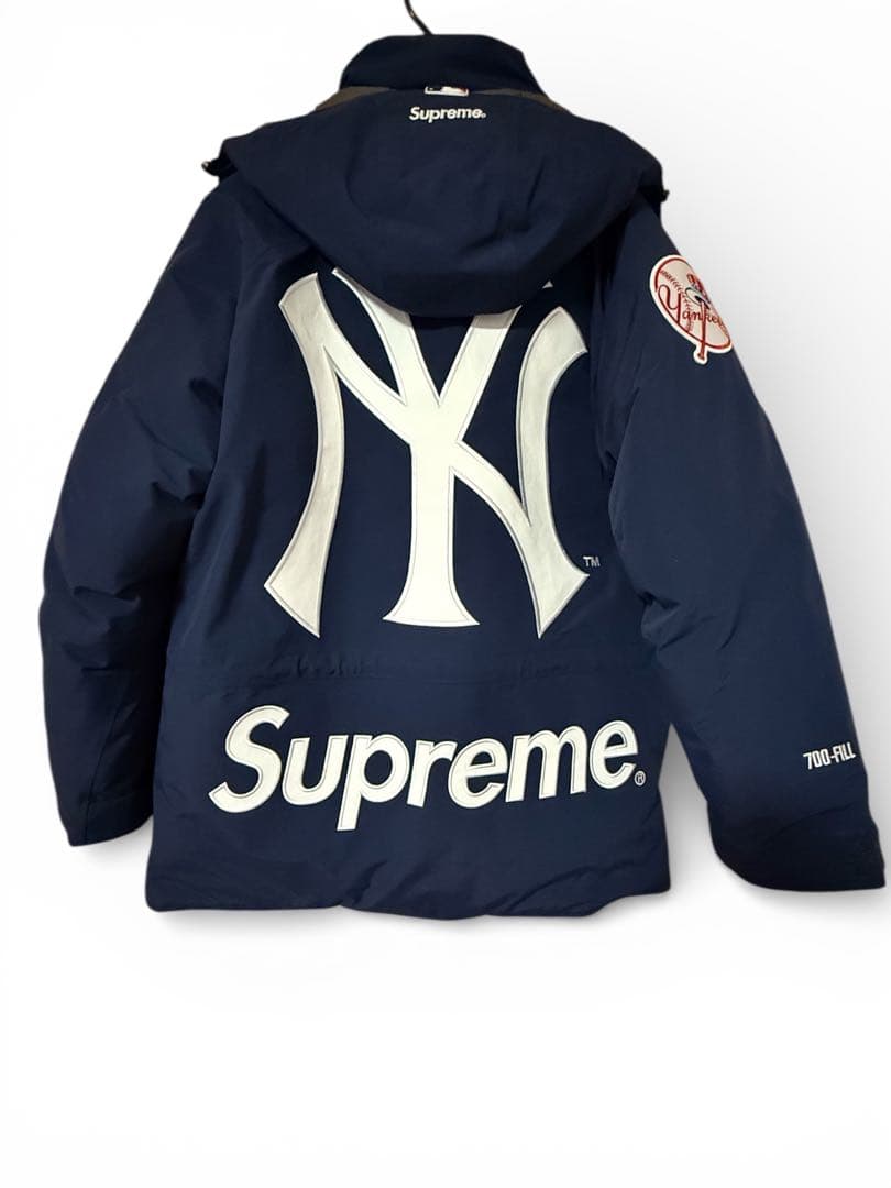 Supreme ニューヨーク・ヤンキース ダウンジャケット Sサイズ