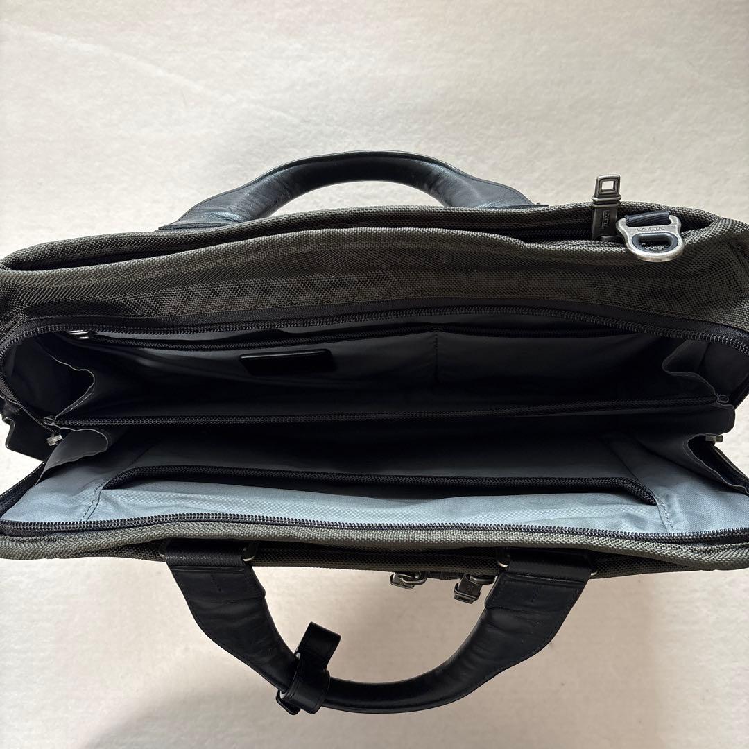 TUMI トゥミ ALPHA 2 BUSINESS