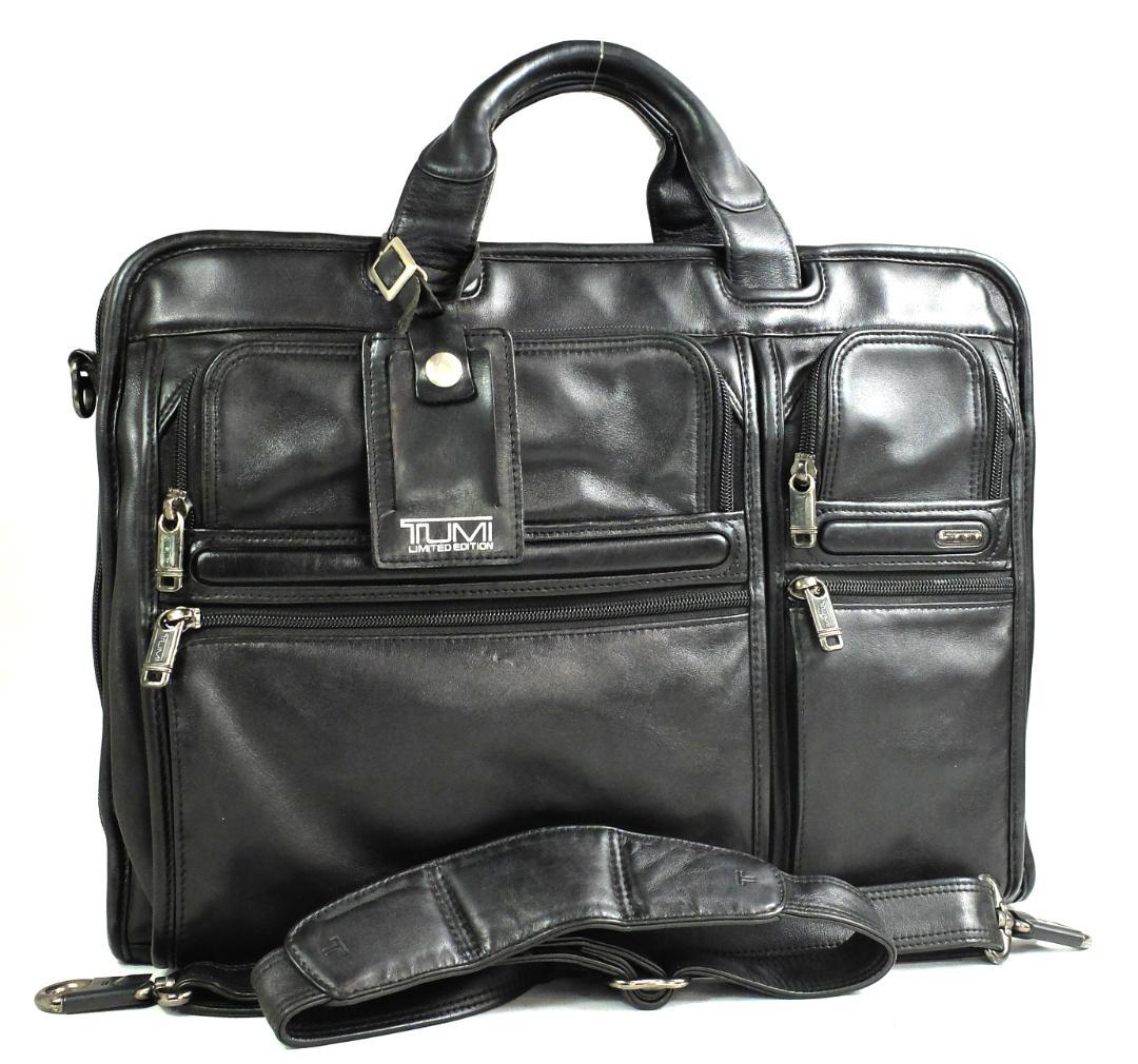 トゥミ 96114G4.4 ラージ・コンパクト・スクリーンPCブリーフ（LTD）