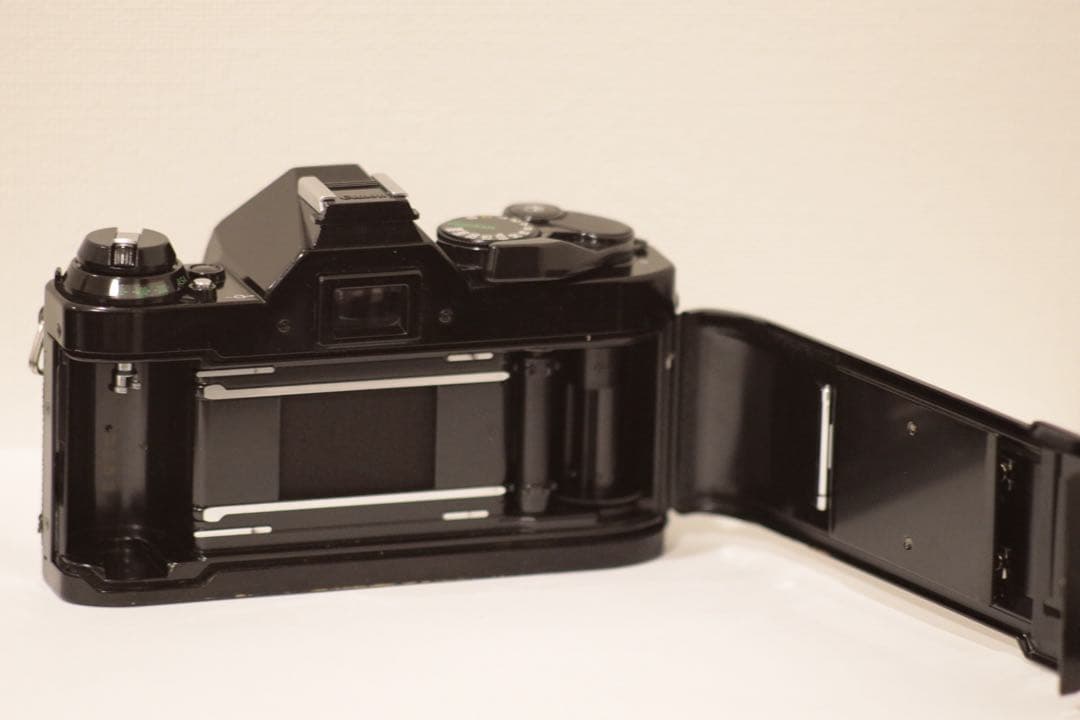 Canon AE-1 programフィルムカメラ FD50mm f1.4