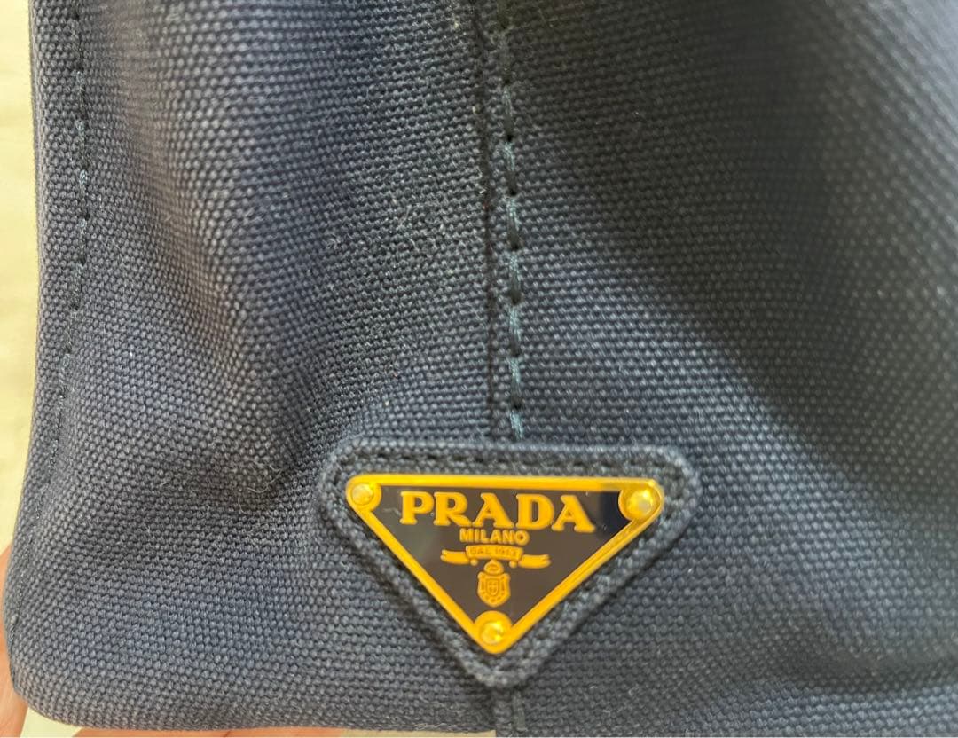 PRADA ネイビー カナパ　保存袋付き