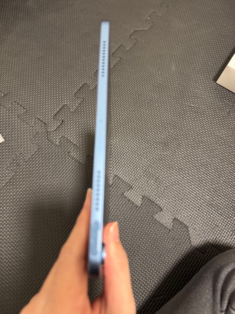 Apple iPad air 第五世代 64gb 箱、充電器付バッテリー93％