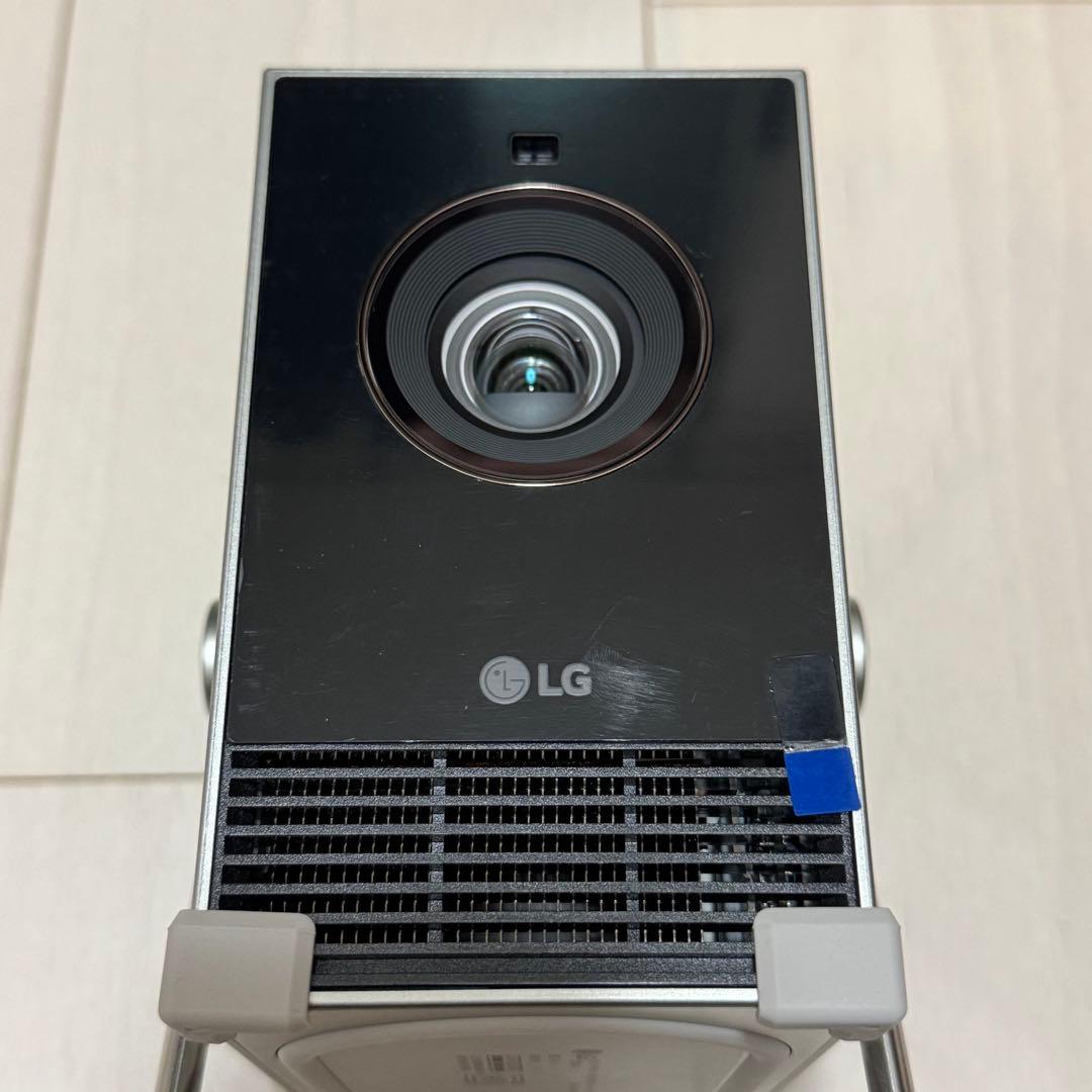 LG CineBeam Q 4KHDRレーザープロジェクター HU710PB