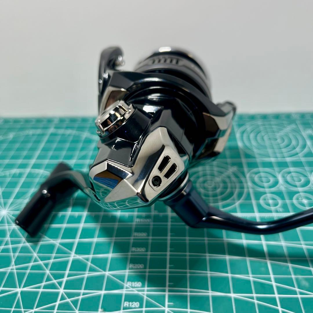 【未使用品】 シマノ 25 ツインパワーXD C5000XG