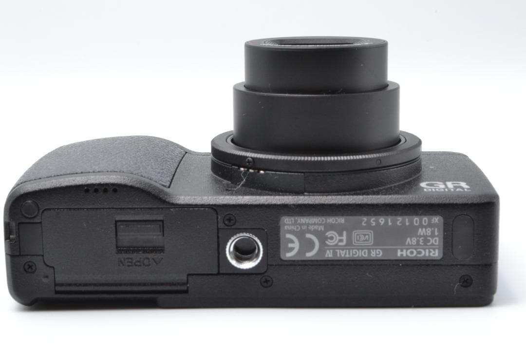 【ほぼ新品】リコー RICOH GR DIGITAL Ⅳ