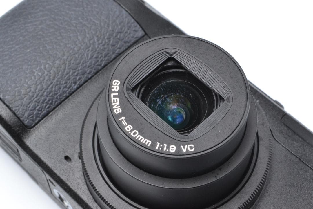 【ほぼ新品】リコー RICOH GR DIGITAL Ⅳ