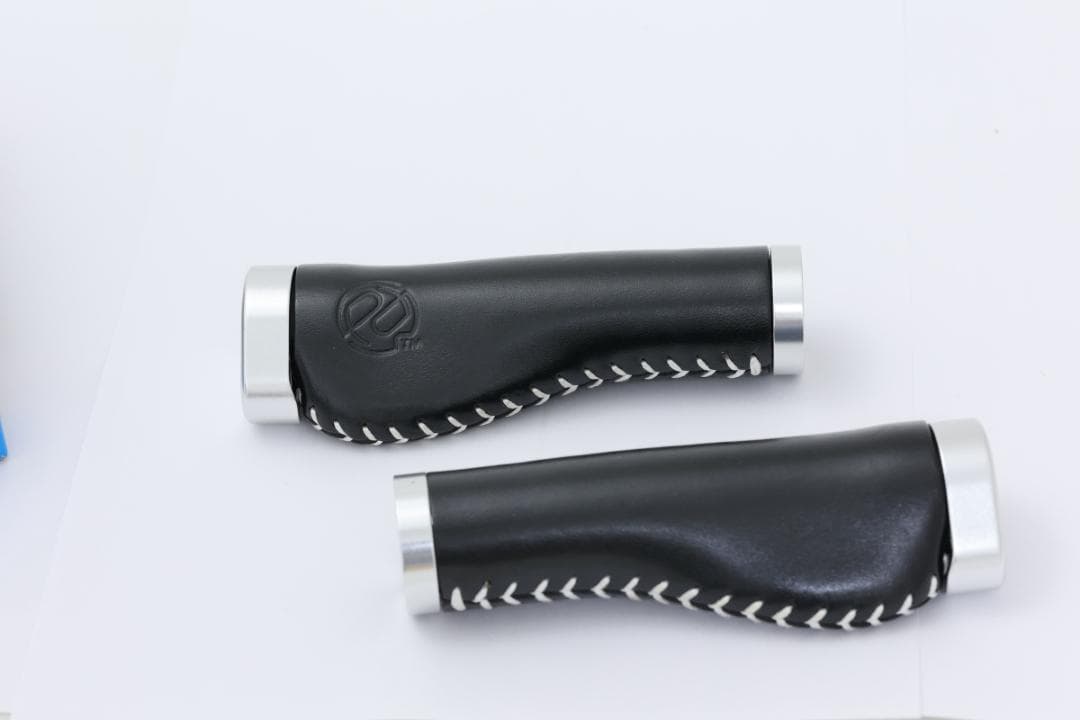 廃盤品　*PDW* whiskey ergo　グリップ　黒レザー　ブロンプトン