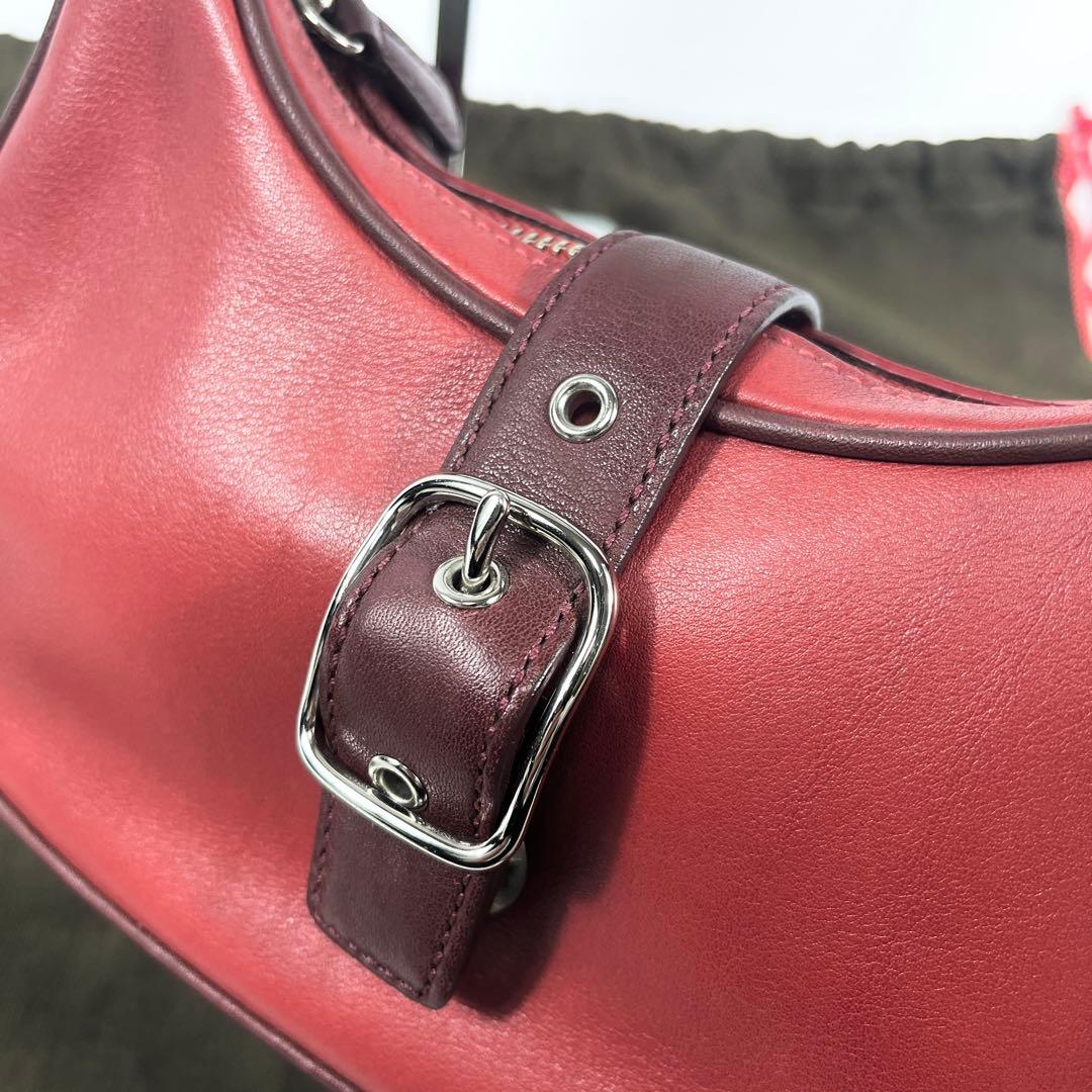 COACH ショルダーバッグ ホーボー ハーフムーン 斜め掛け レザー