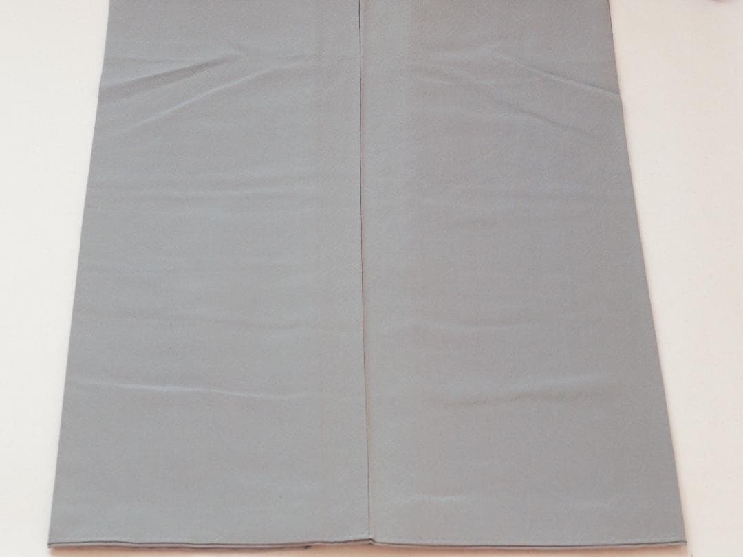 未使用　上品なくすみカラーの色無地