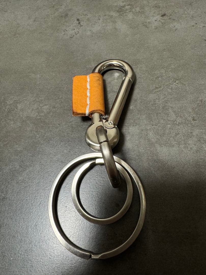 エンダースキーマ　キーリング　カラビナ
