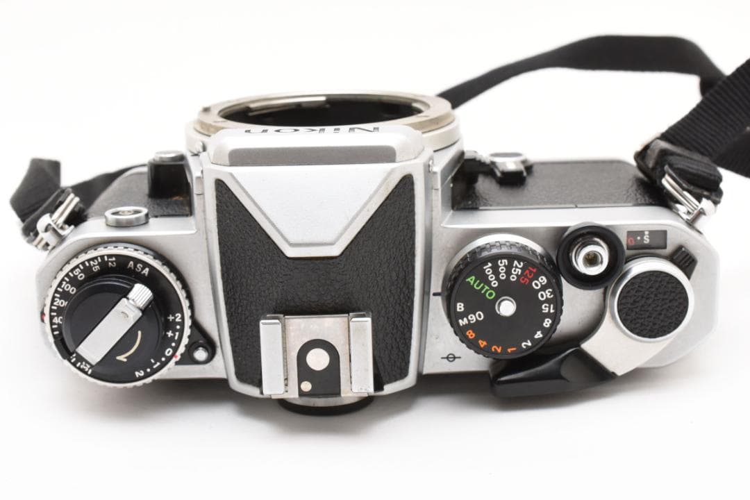 ★各部モルト張り替え済・美品★ ニコン Nikon FE ボディ #19589
