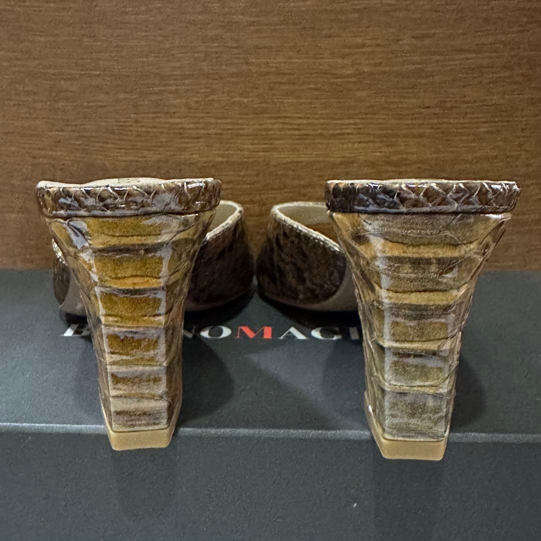 ◆pockypocky◆BRUNO MAGLI 型押しパイソン　サンダル