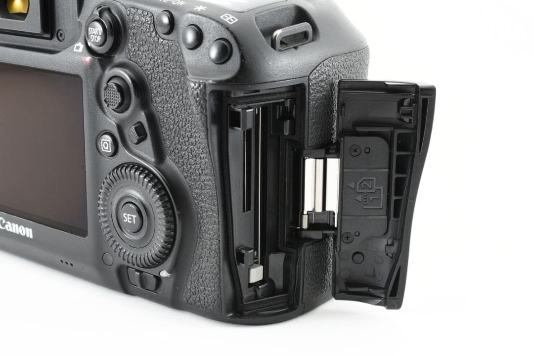 【美品】CANON キャノン　EOS 5D Mark IV