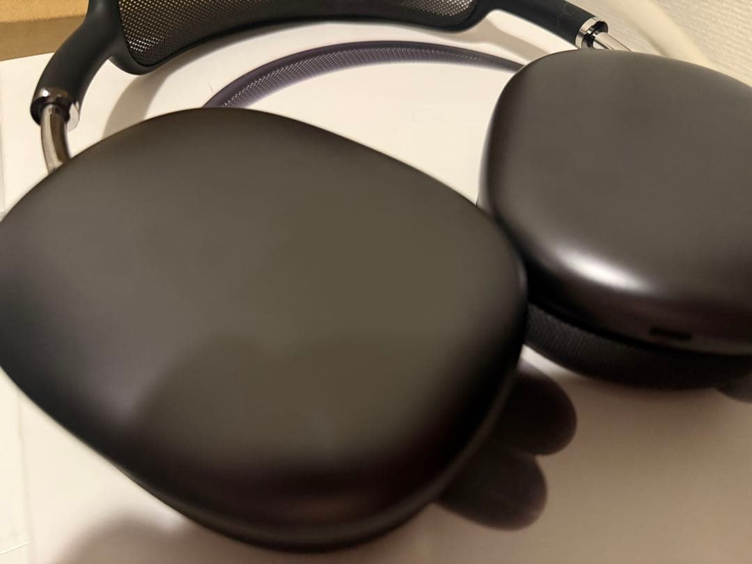 Airpods Max 第一世代