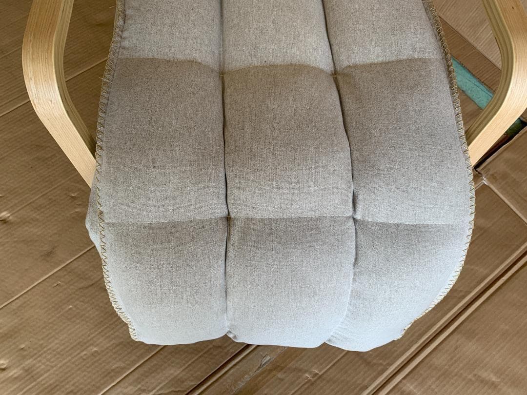 肌ざわりの良いオットマン付きリビングチェアベージュWHG-580T(SBE)