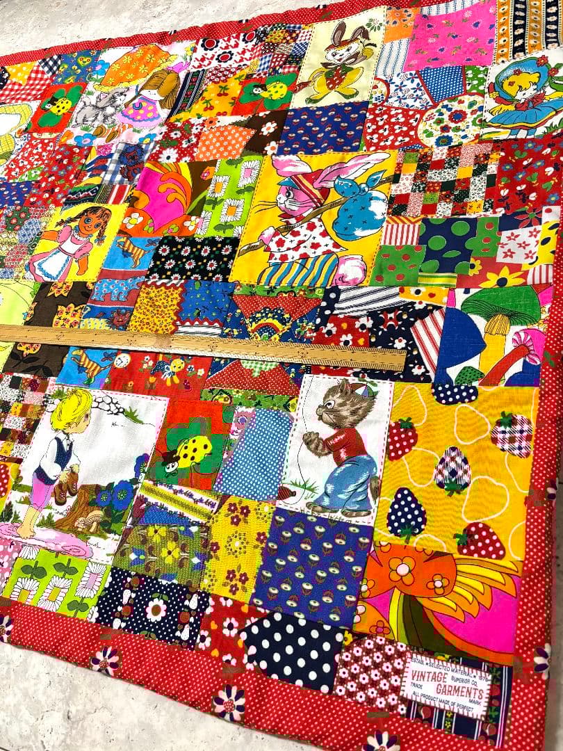 ハンドメイド❇ビンテージレトロパッチワーク❇大きめマットと巾着セット