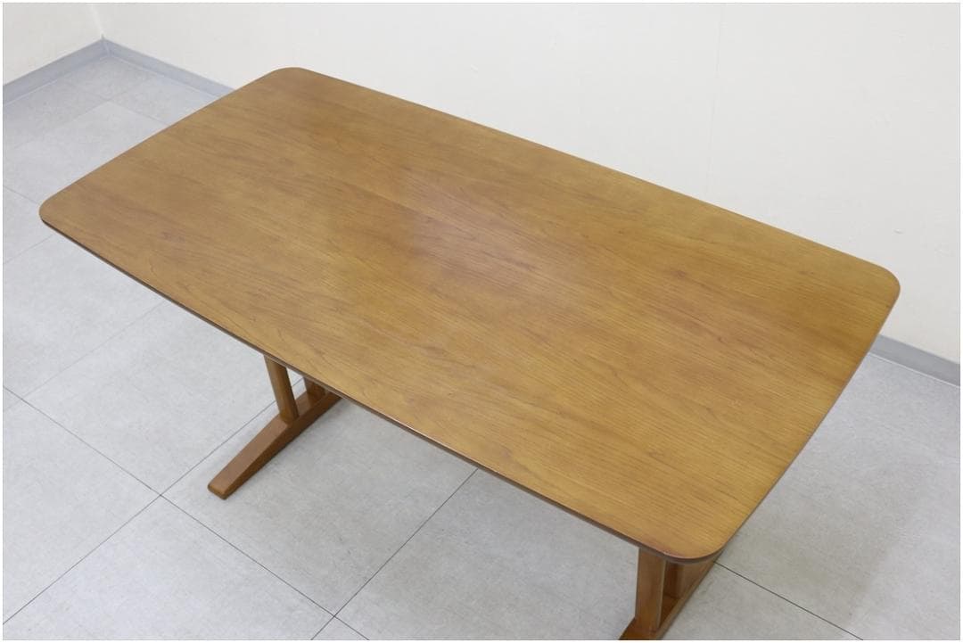 カリモク60 カフェテーブル1200 ウォールナット 食卓 机 テーブル