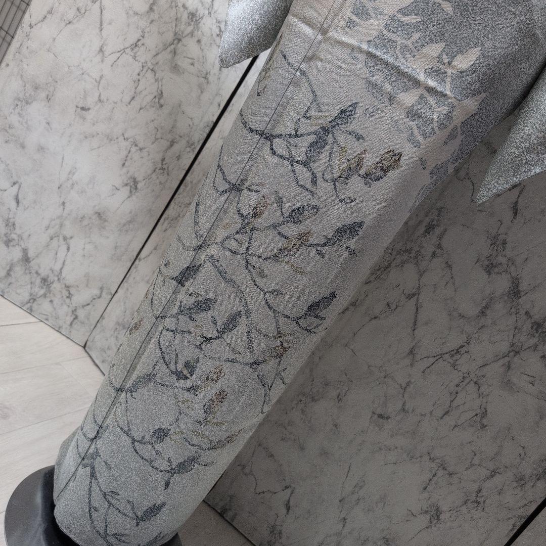 エズ様正絹、付け下げ、訪問着、 蕾柄、シック淡いお色目 洒落一つ紋