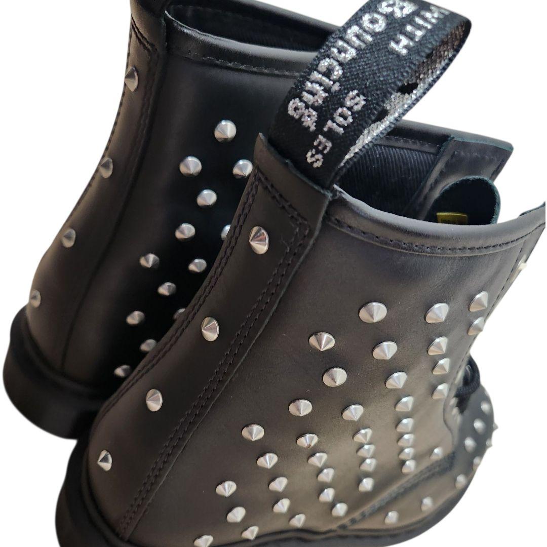 【最終値下げ✨️23㎝】ドクターマーチン 1460 STUD スタッズ 新品