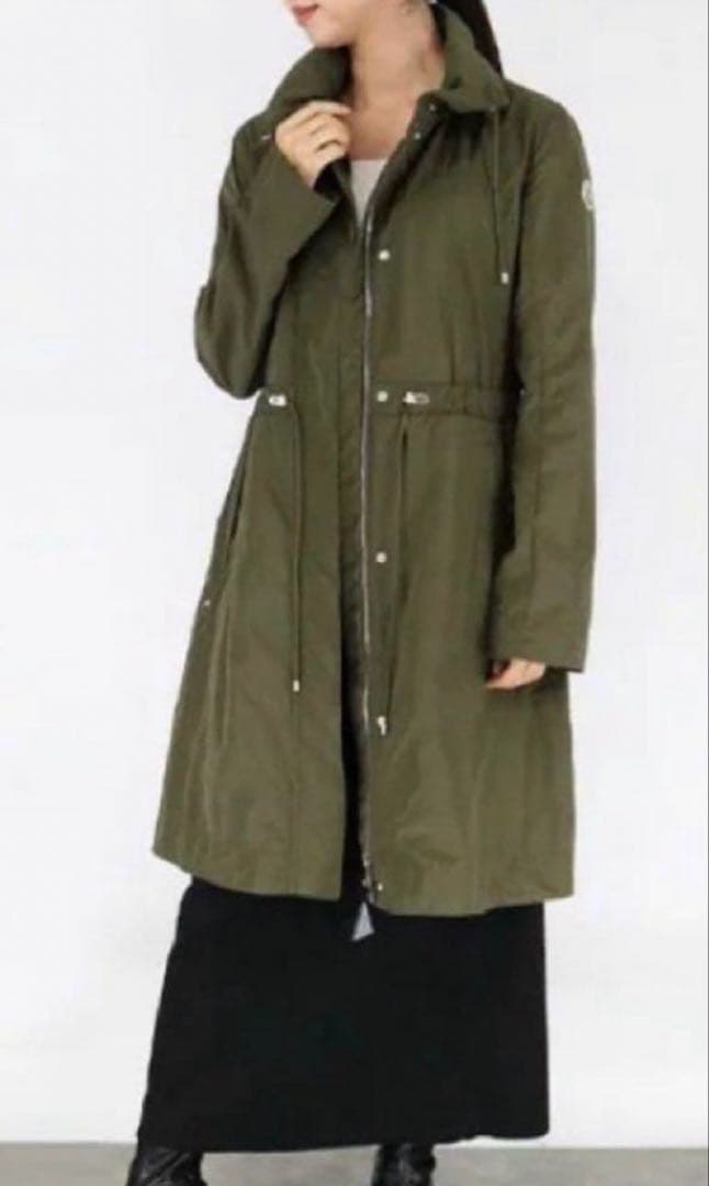 値下げ！＊MONCLER モンクレール＊マラカイト 厚めナイロンコート Mサイズ