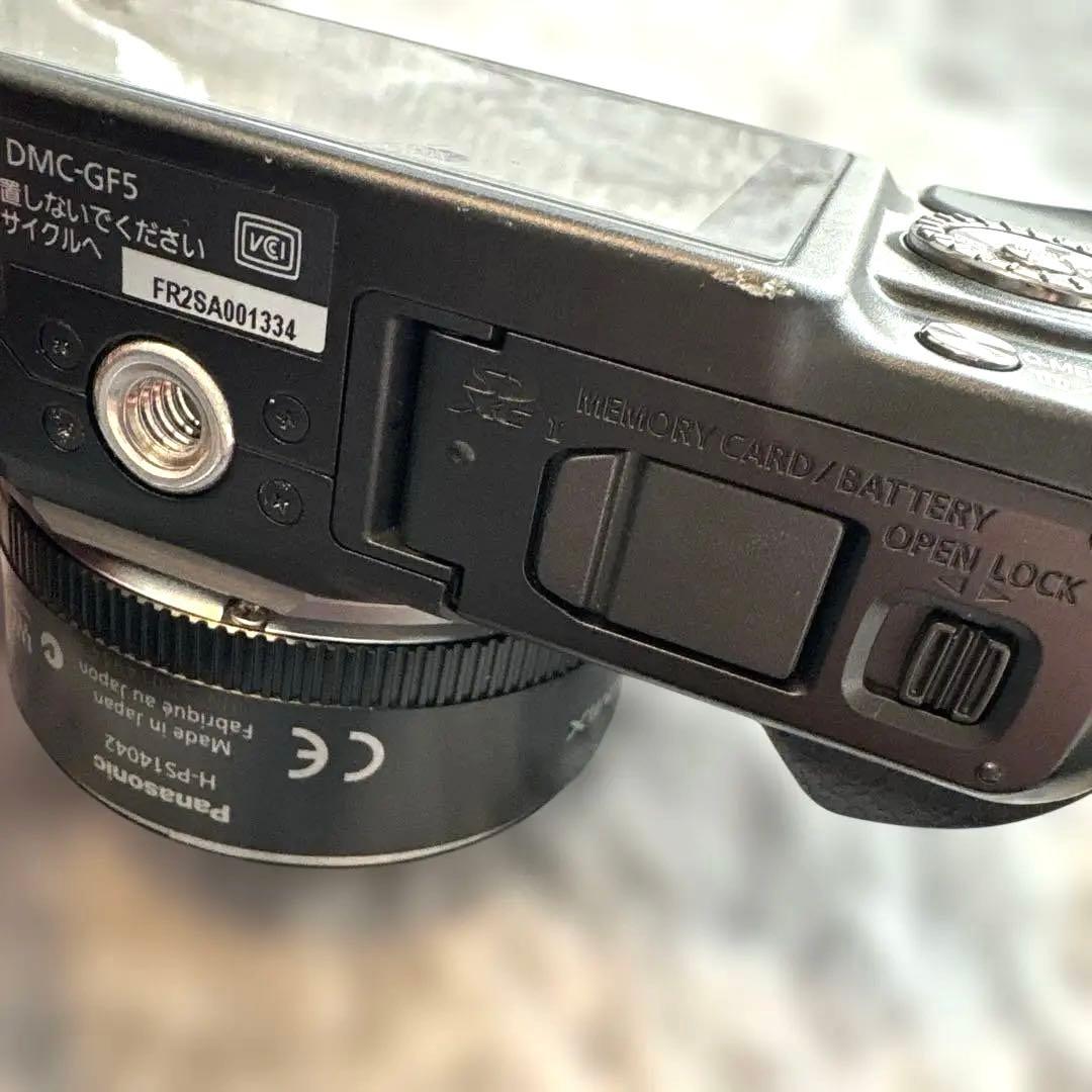 ［メルカリ便］LUMIX DMC-GF5 デジタル一眼レフ 14-42mm