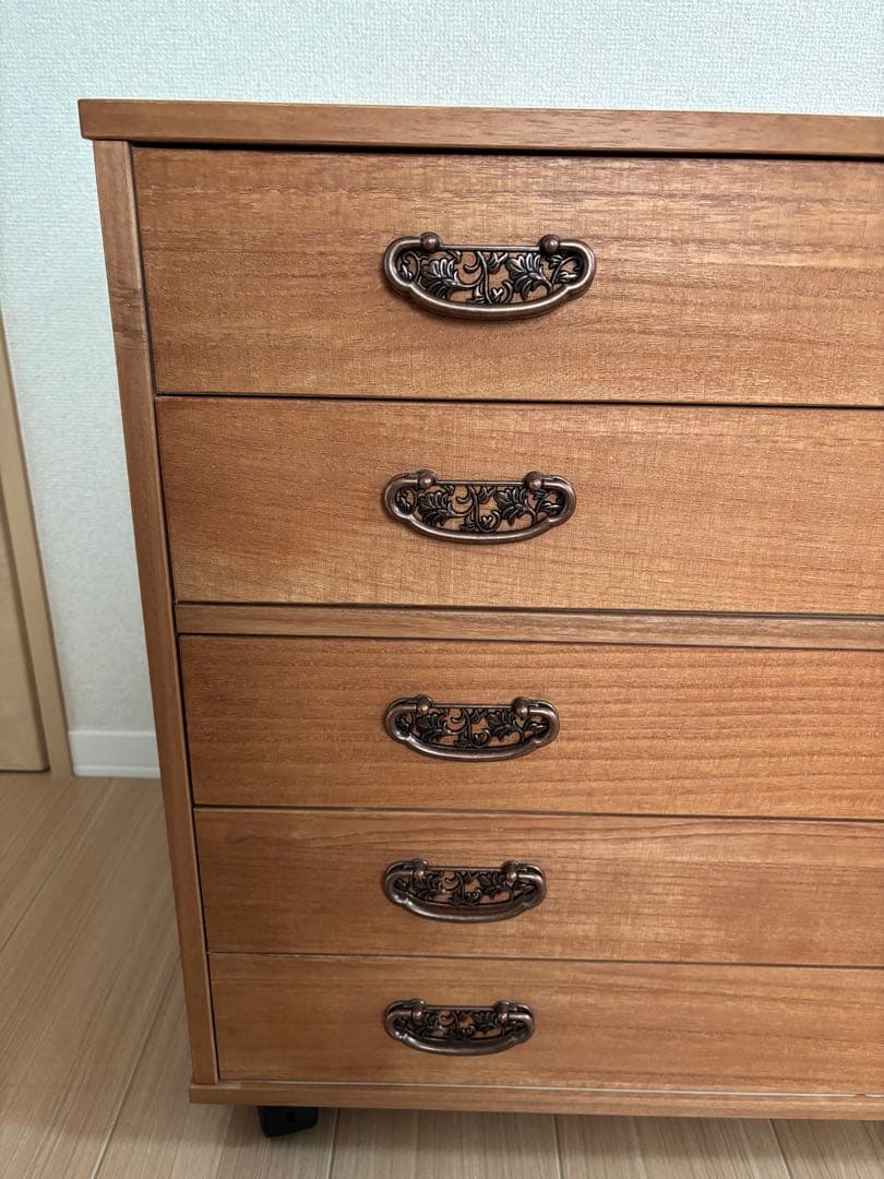 [スマイル]桐ダンス　チェスト5段　キャスター付き