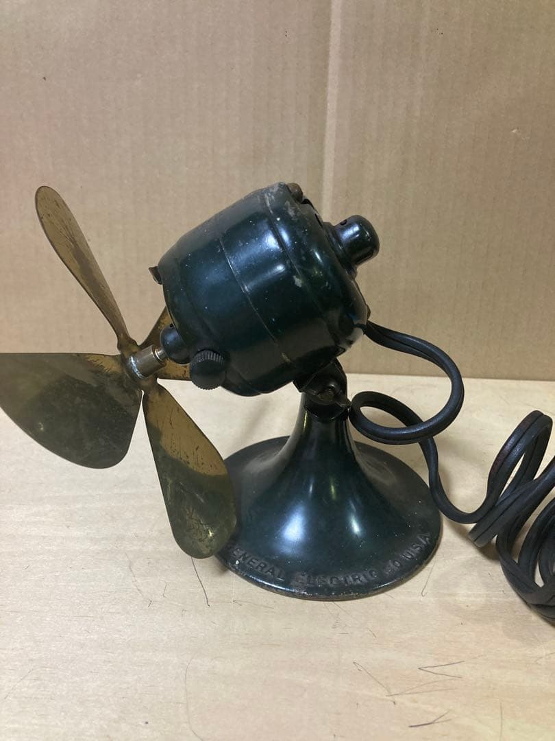 アンティーク デスクファン ジェネラルエレクトリック　GE 古い扇風機　アメリカ