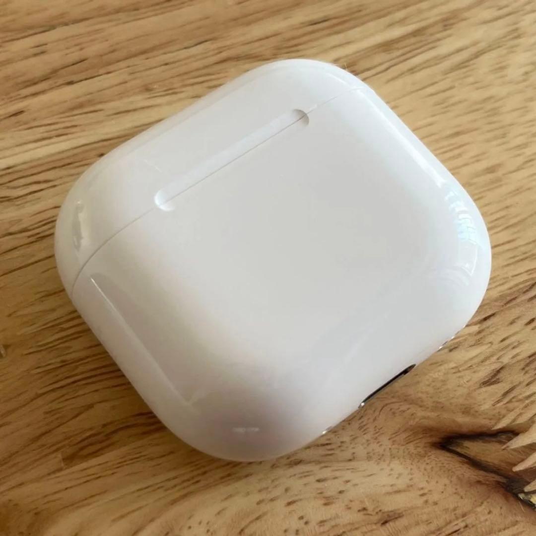 Apple AirPods 4 MXP93J/A アクティブノイズキャンセリング