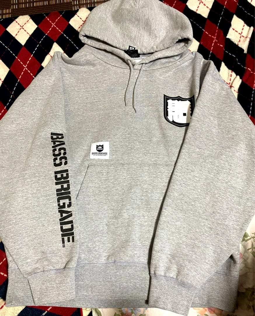 SNEAKERWOLF × BASS BRIGADE パーカー　裏起毛