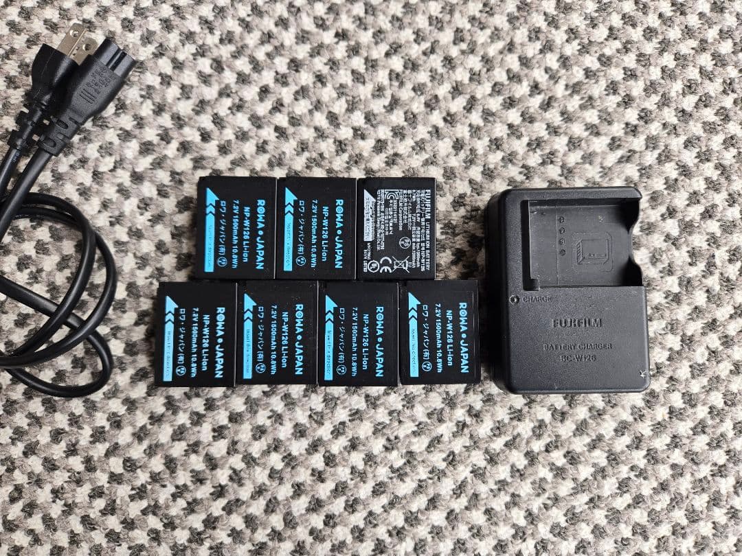 FUJIFILM X-T1 ミラーレス一眼　縦位置グリップ F VG-XT1