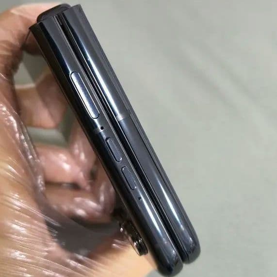 Motorola Razr 50ultra 256GB SIMフリー海外版