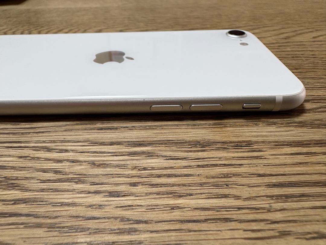 iPhone SE2 ホワイト128GB SIMフリー MXD12J/A