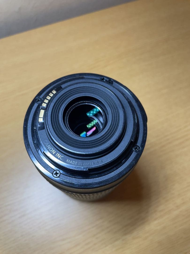 Canon EF-S 55-250mm is ズームレンズ