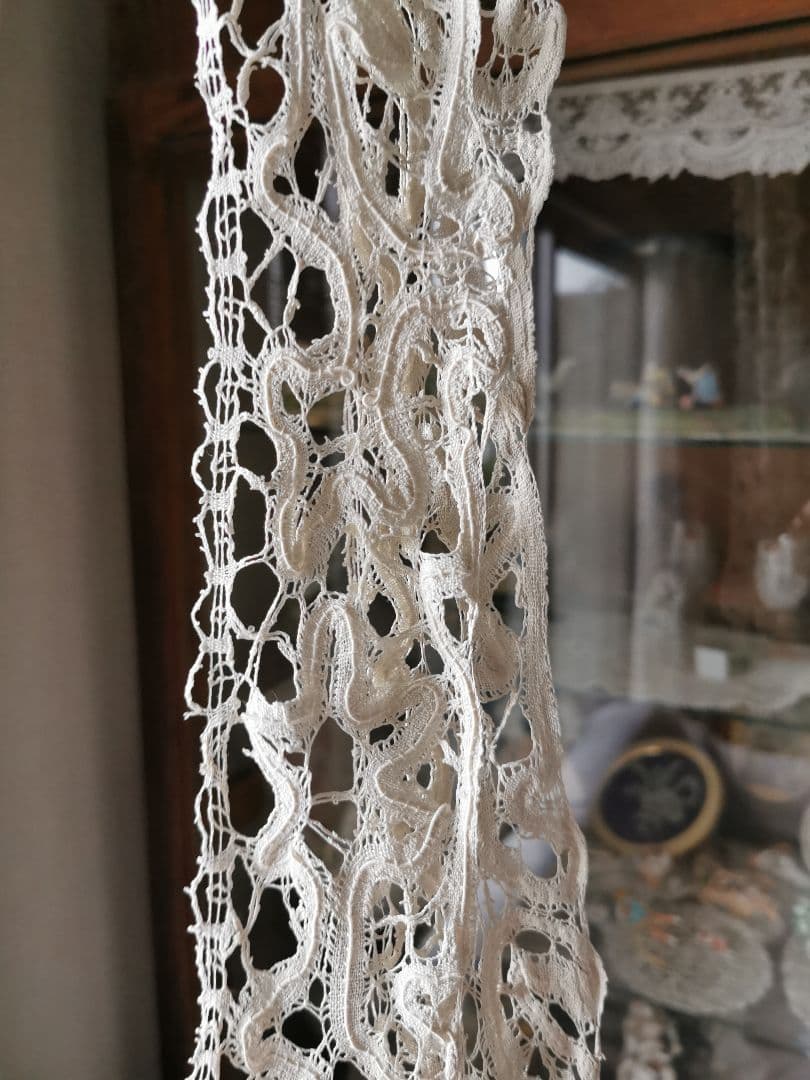 アンティーク ボビン編みリネンレース 艶と光沢のあるショール アイボリーエクリュ