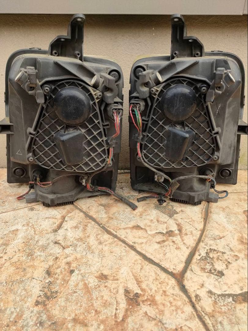 エブリィワゴンDA64wHIDヘッドライトユニット左右セット